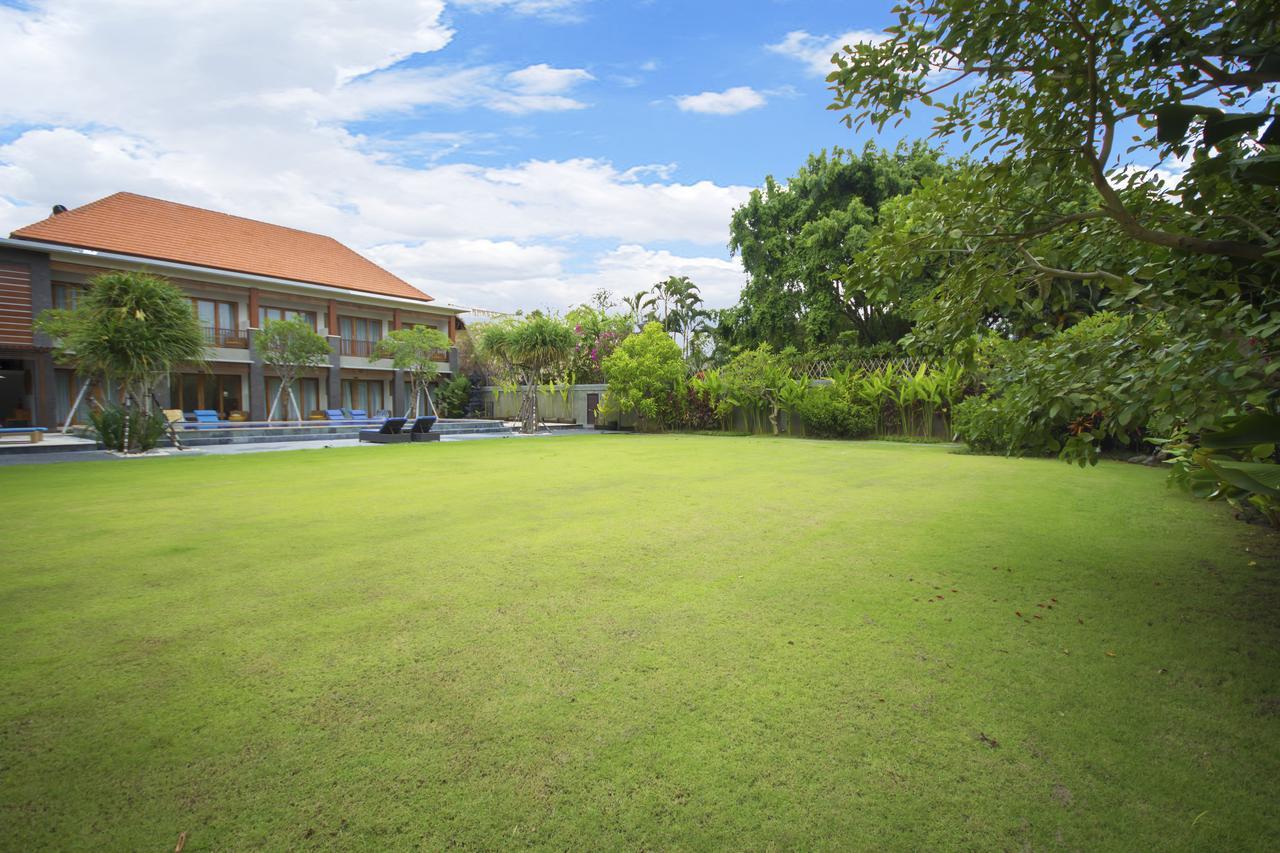 Kubu Cempaka Seminyak Hotel Luaran gambar