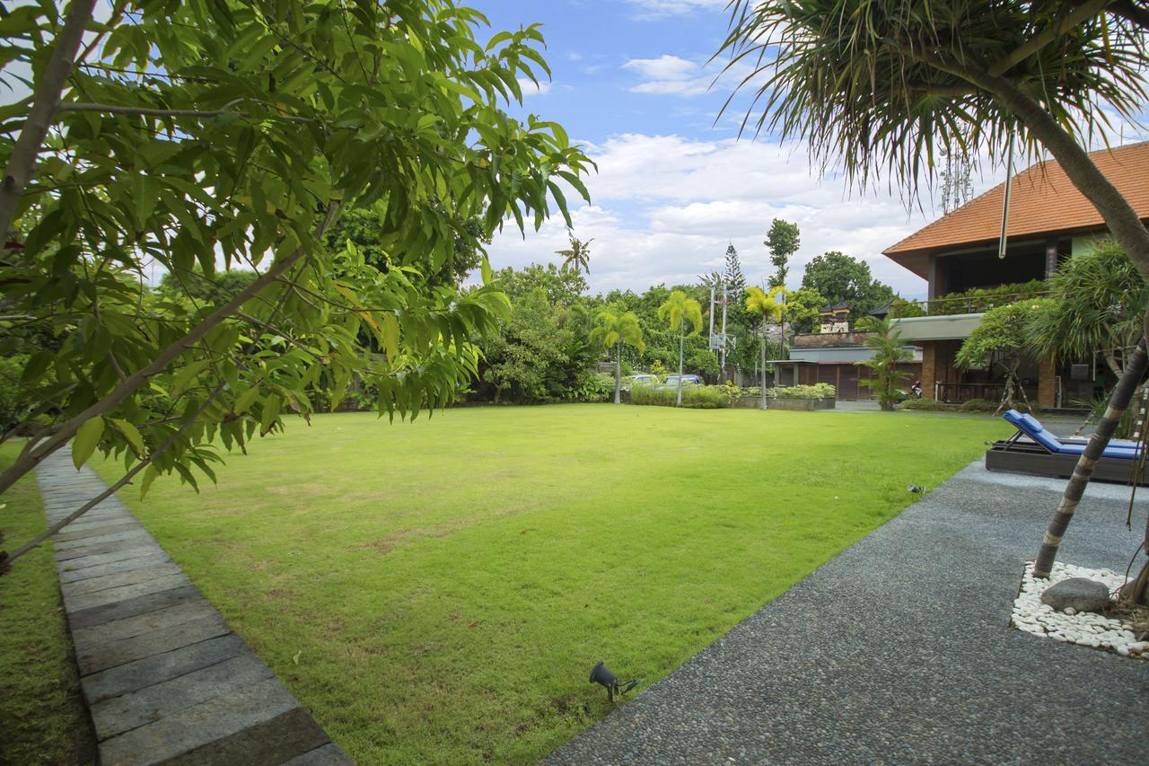 Kubu Cempaka Seminyak Hotel Luaran gambar